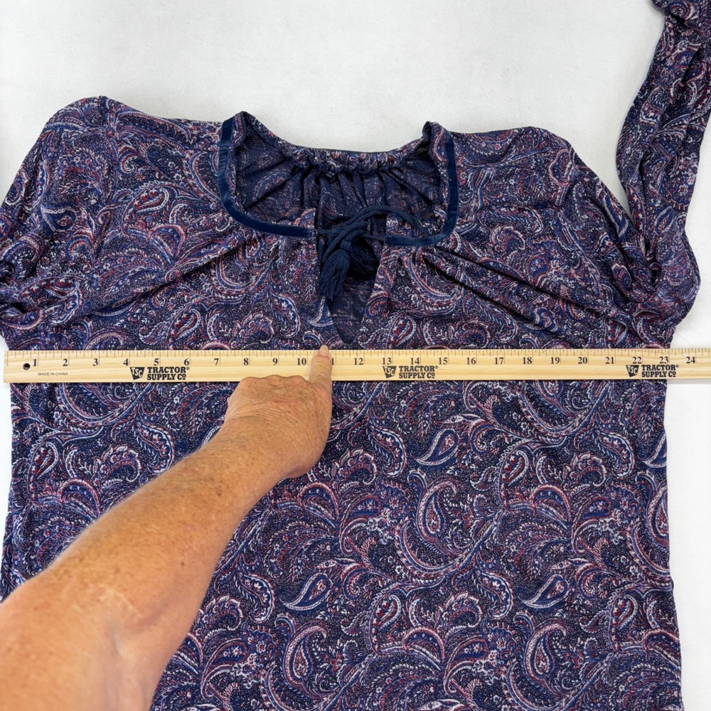 Lucky Brand Tops Bundle Women Large Blue Paisley Peasant Black Floral Tee 2 lot - Picture 5 of 11